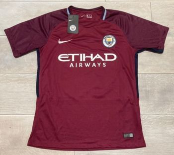 Maillot de foot manchester city sergio kun aguero