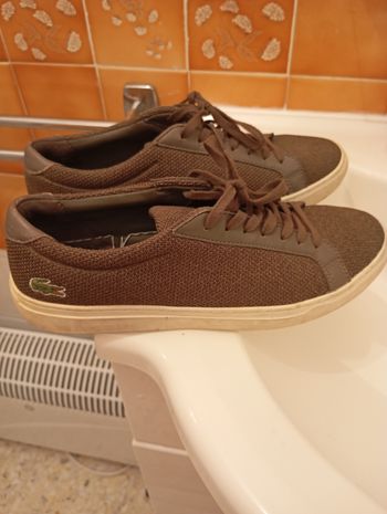 Baskets Lacoste colle neuve très peu portée