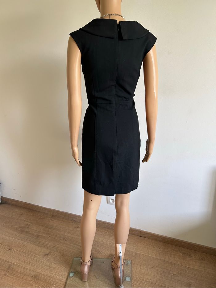 Robe noire sans manches Caroll taille 36 jamais portée - photo numéro 6