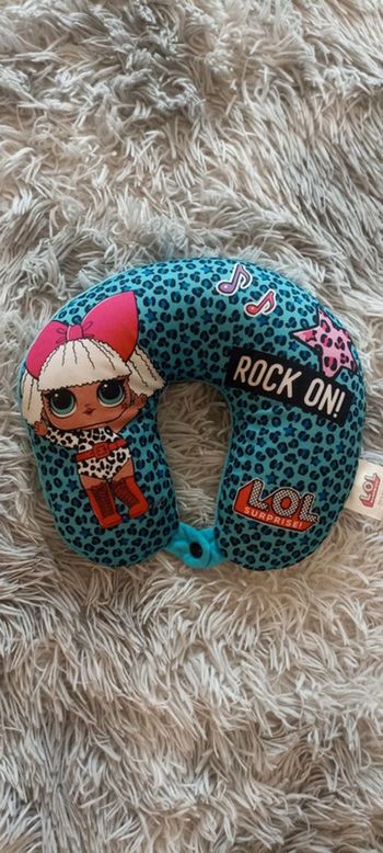 Coussin  de nuque  LOL. Surprise