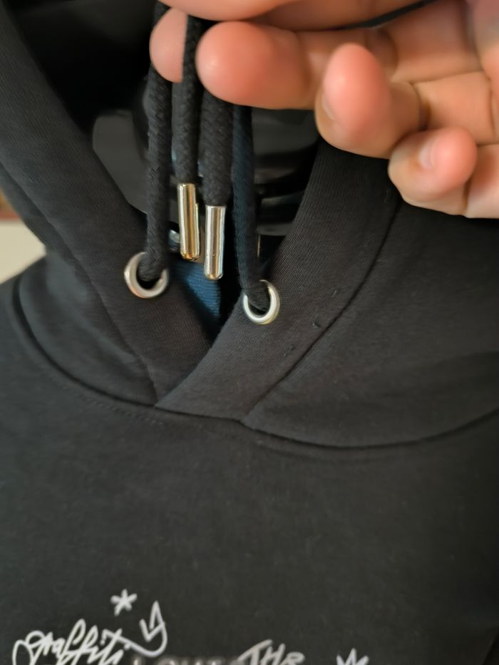 Hoodie neuf Louis Vendôme - photo numéro 3