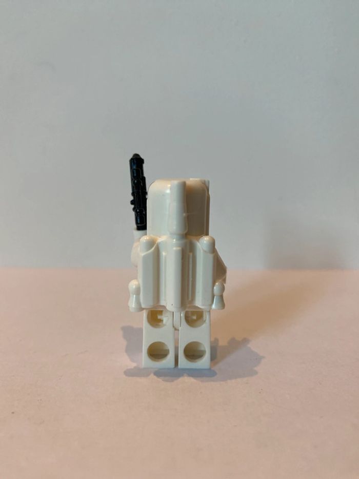 Figurine type lego Boba Fett mandalorian. Star Wars - photo numéro 3
