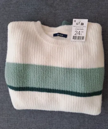 Pull chaud Neuf Etiqueté marque Okaidi 10 ans