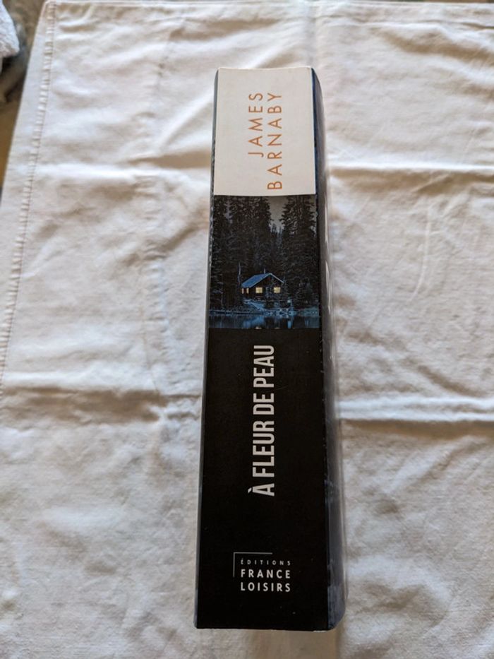 À fleur de peau de James Barnaby - photo numéro 2