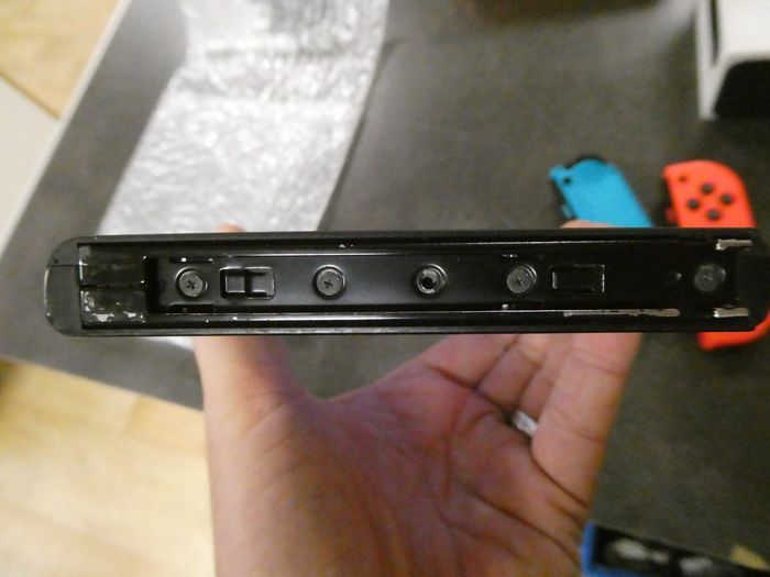 Console Nintendo Switch NEON - photo numéro 5