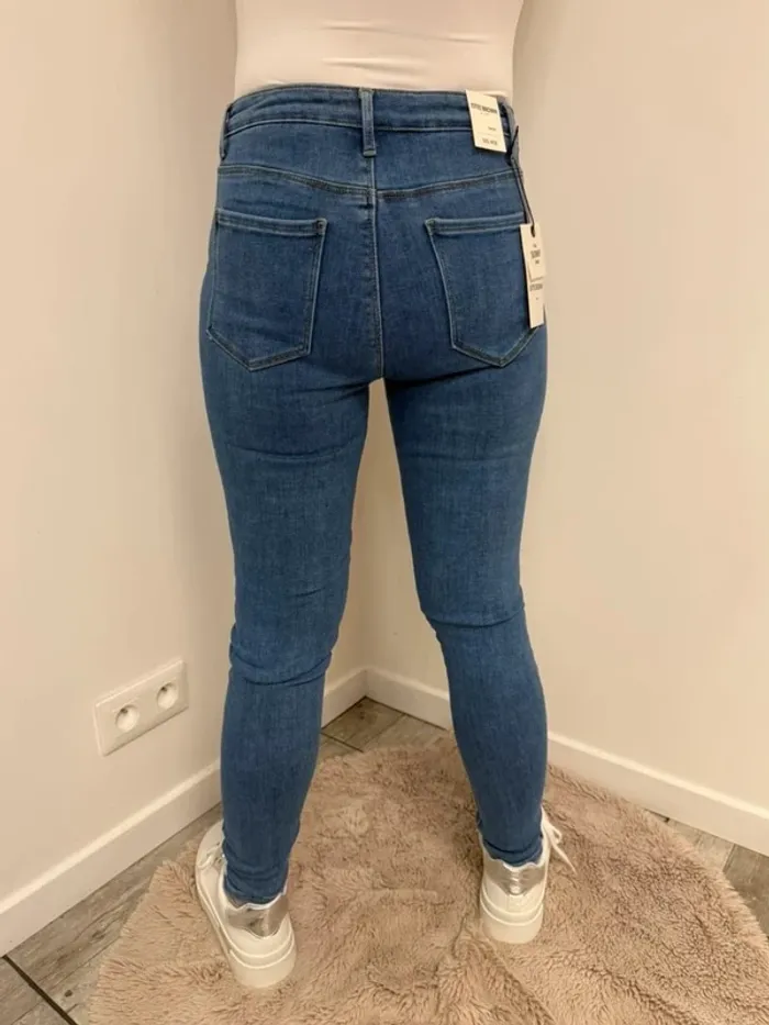 Jeans - photo numéro 4