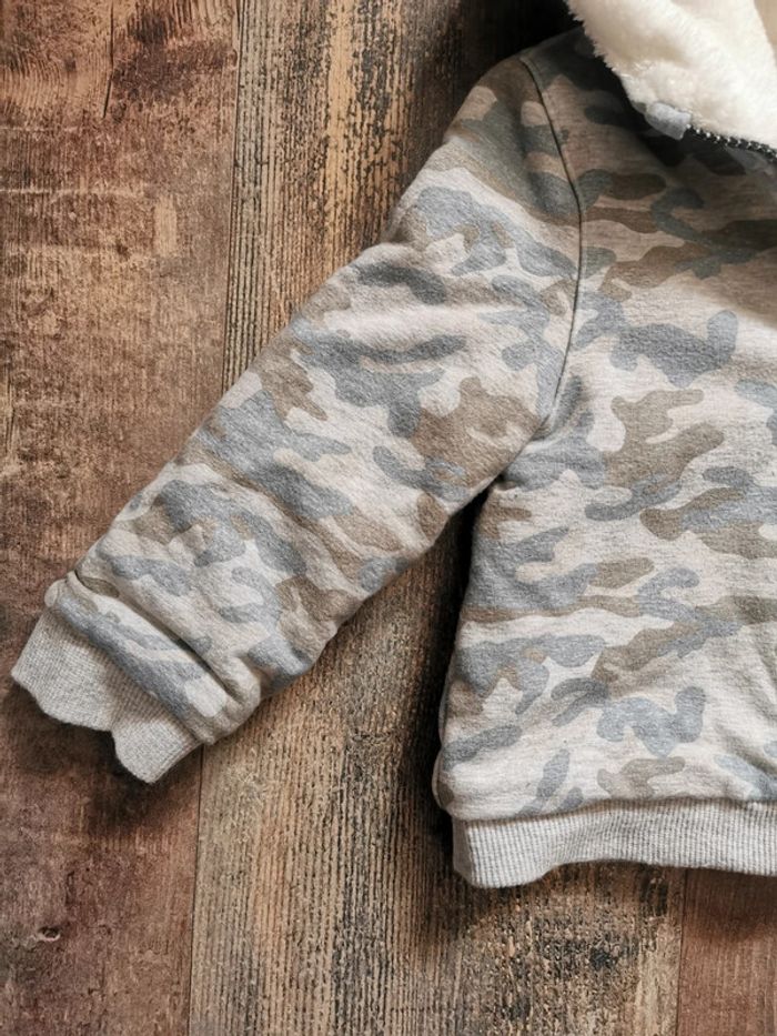 🍓Gilet veste à capuche blanc crème IKKS polaire 24mois🍓 - photo numéro 14