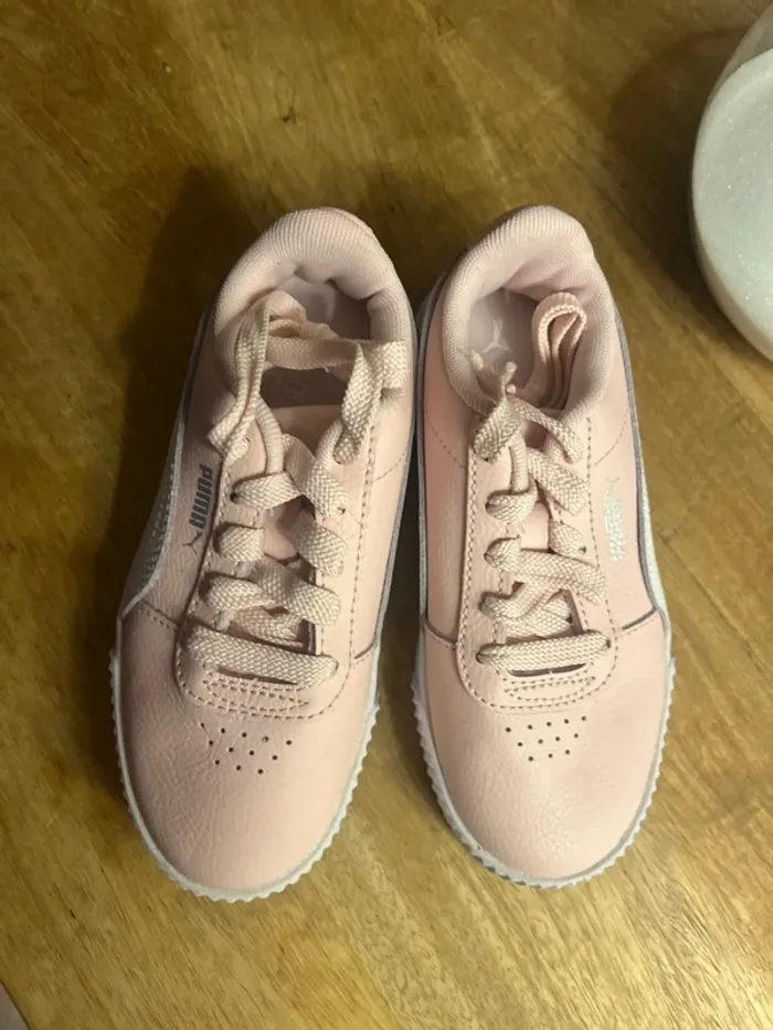 Baskets Puma rose neuves - photo numéro 2