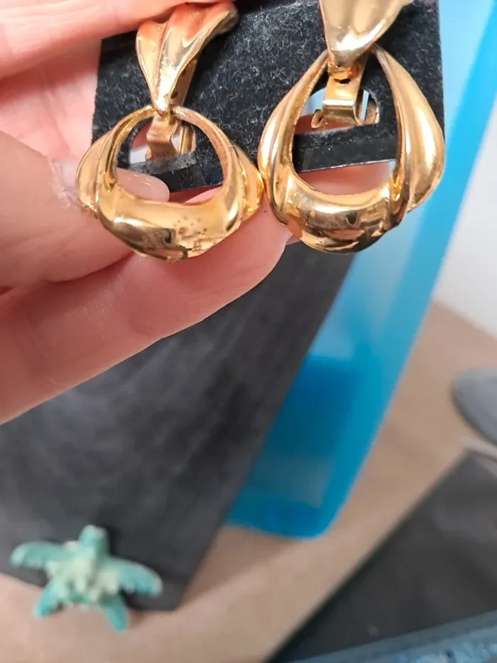 Paire de boucles d'oreilles à clips - photo numéro 3