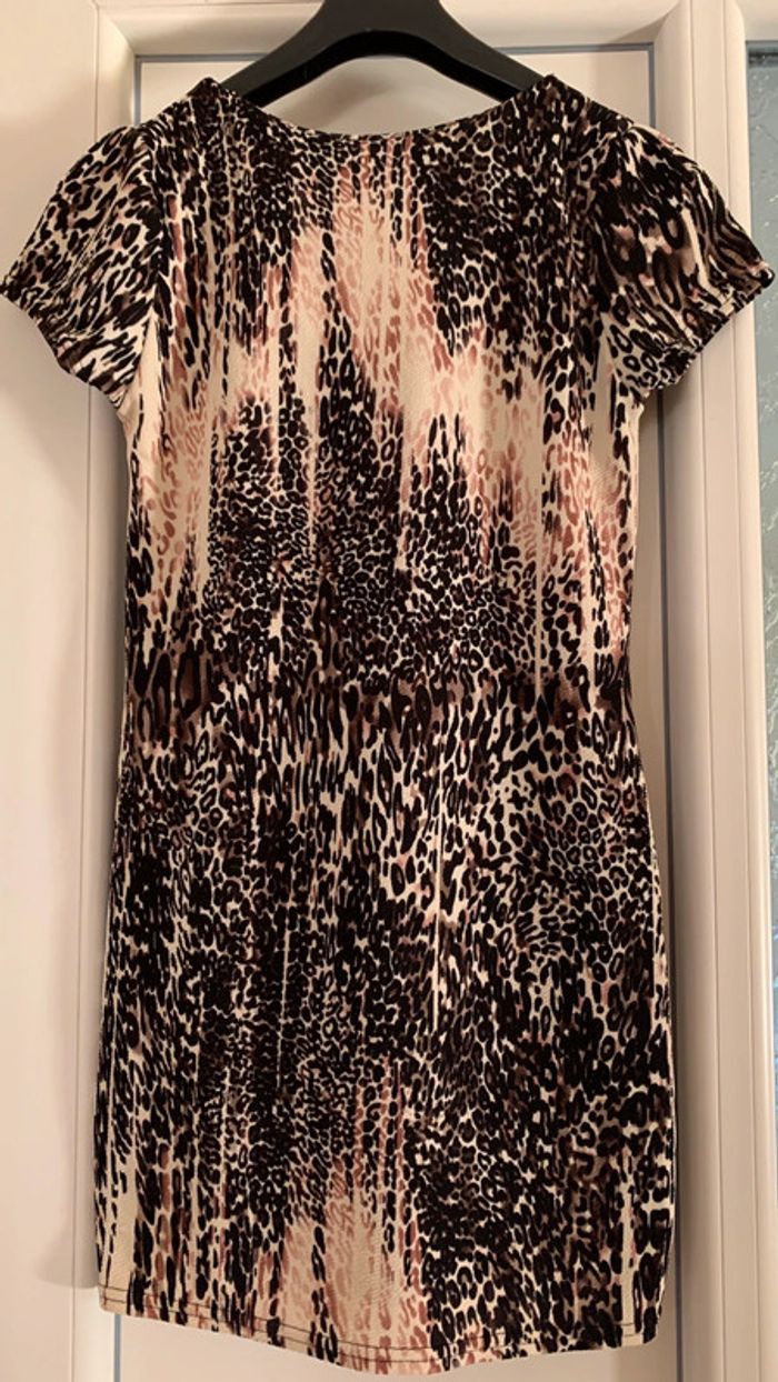 Jolie robe infroissable - photo numéro 2