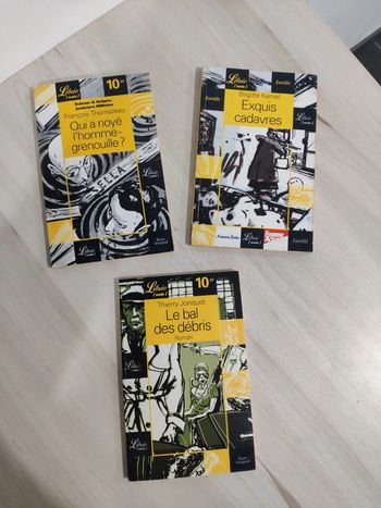 Lot de 3 Librio noir Exquis cadavres/ le bal des débris / qui a noyé l'homme grenouille ?