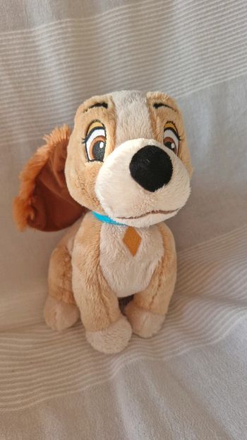 Peluche Disney chien  Lady