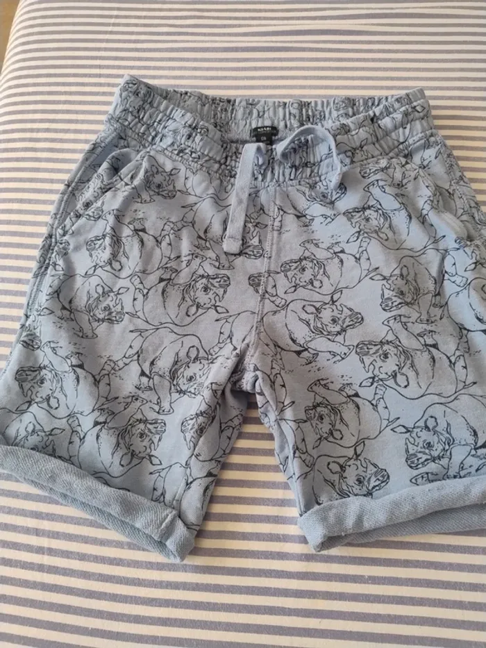 Shorts garçon avec poches en 100% coton