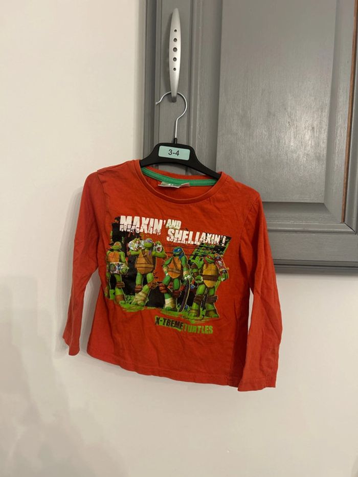 Tee shirt