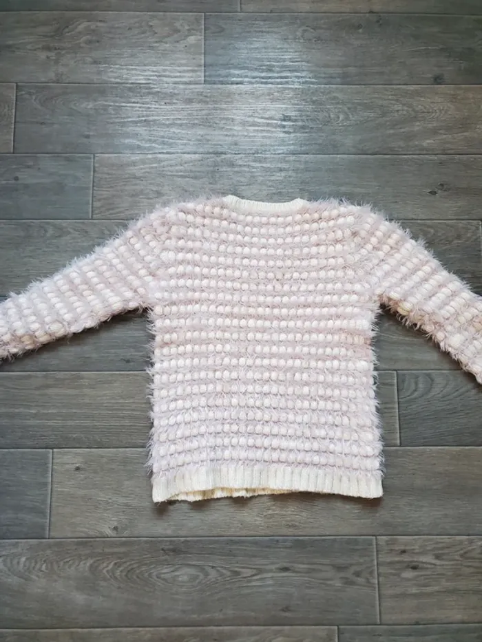 Pull taille 9/10 ans très bon état - photo numéro 3