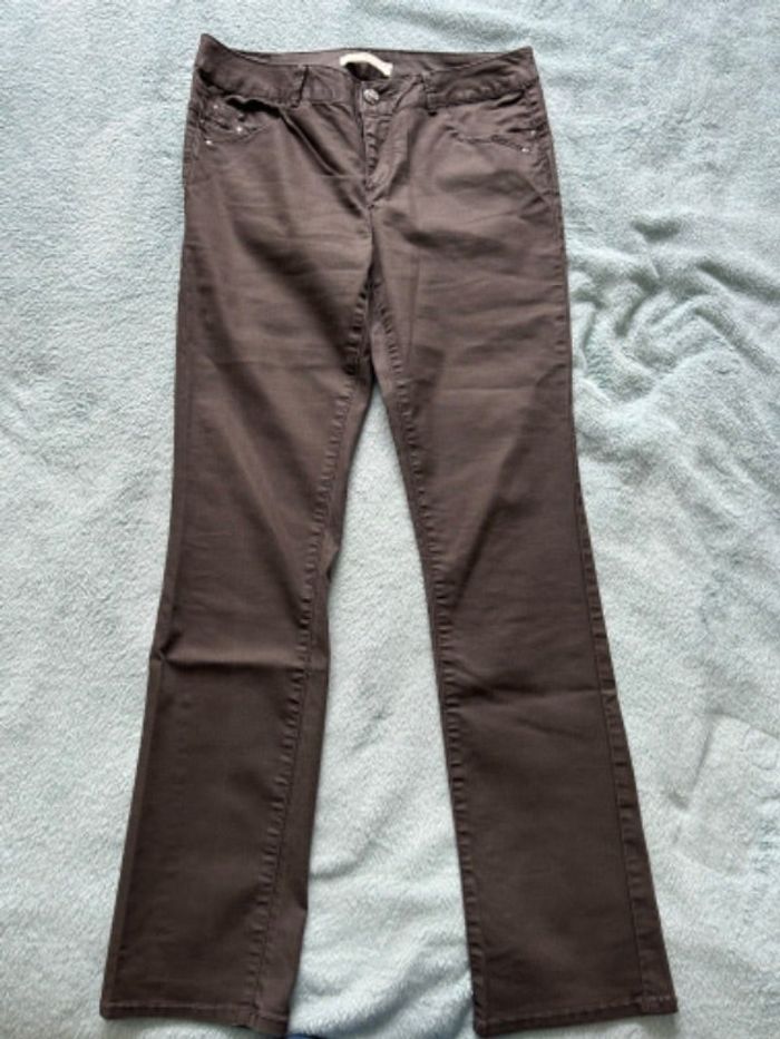 Pantalon foncé élégant
