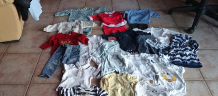 Lot de 20 à garçon 6 mois    68cm