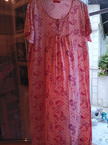 Chemise de nuit  t. 40 42 l tissaia