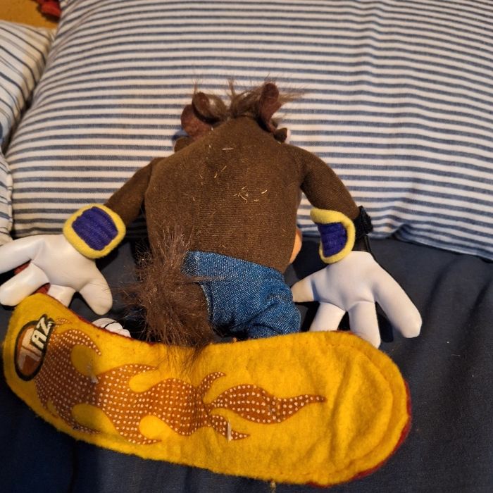 Taz sur son skate board - photo numéro 2