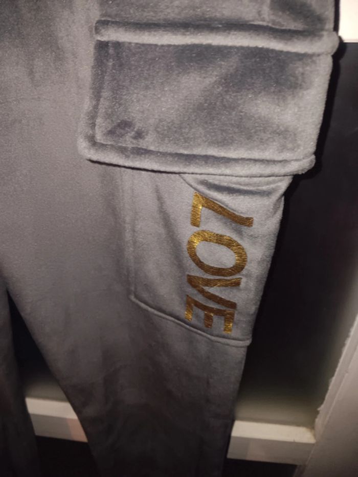 Jolie pantalon cargo taille s/m - photo numéro 2