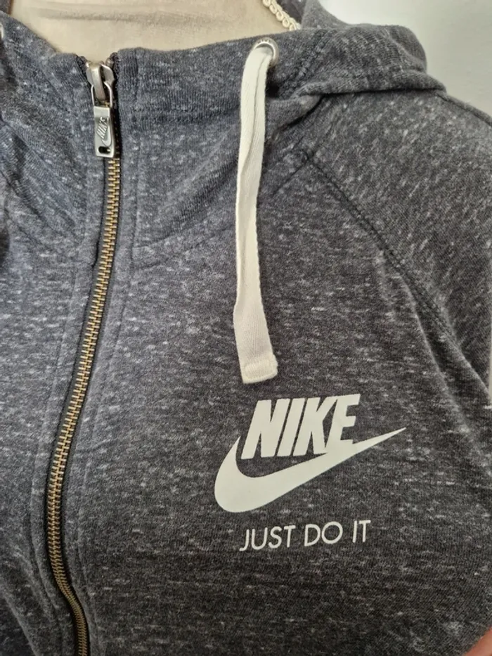 Gilet nike de sport gris taille xl - photo numéro 2