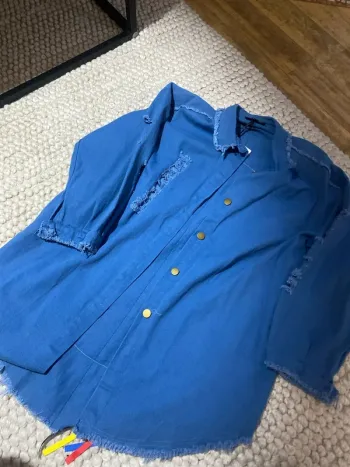 Jeansjacke mit Rückenprint