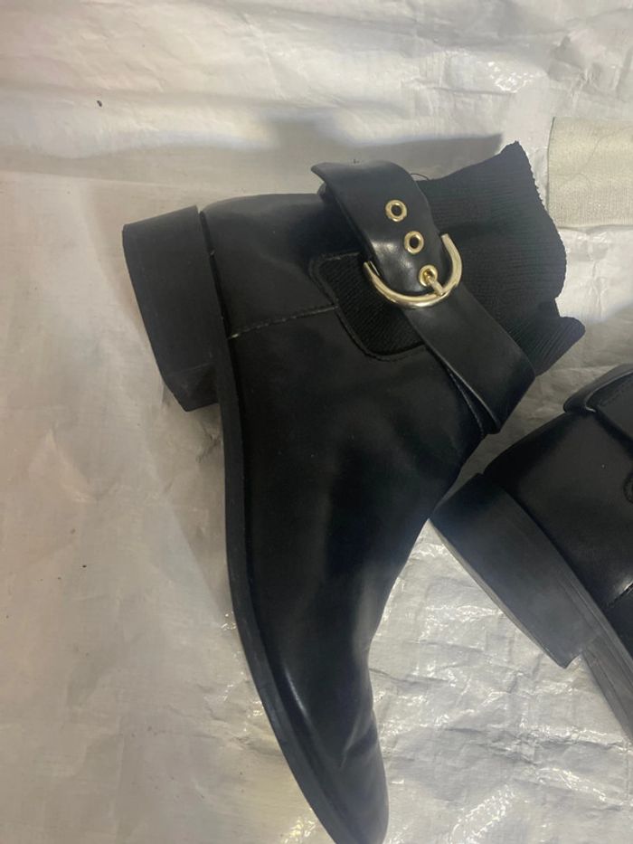 Bottines. Boots . Bottes .Stradivarius. Pointure 37 . - photo numéro 3