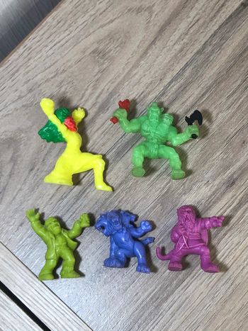 Lot de figurines vintage MIMP, monster in my pocket matchbox