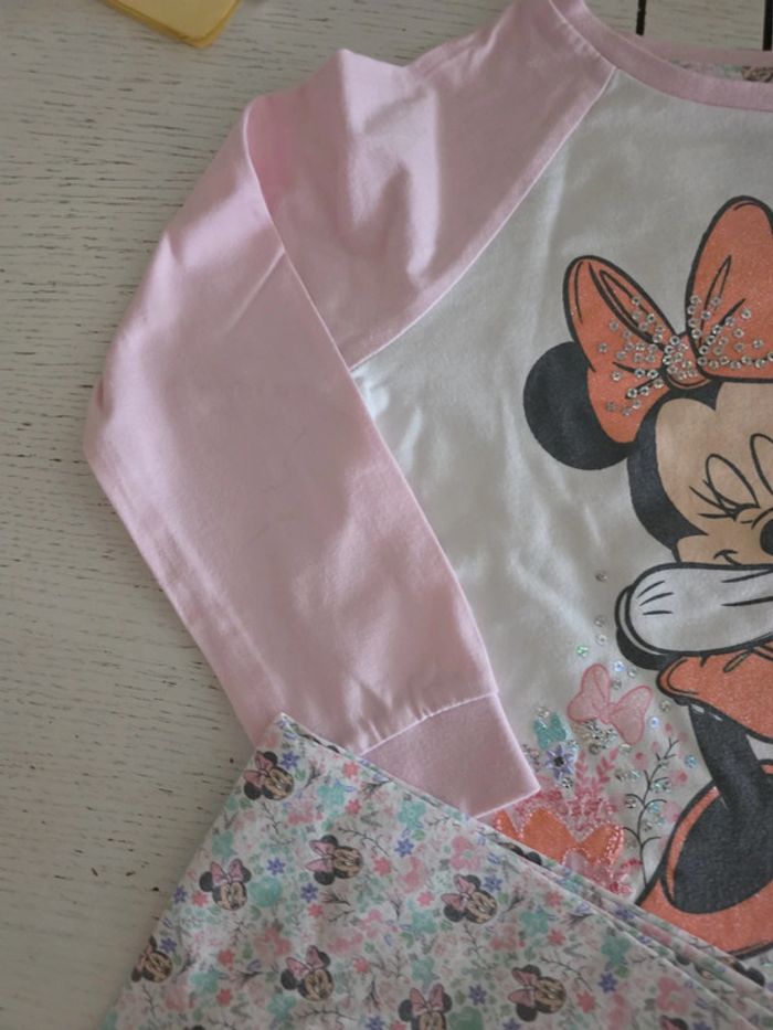 Pyjama disney 5/6ans - photo numéro 5