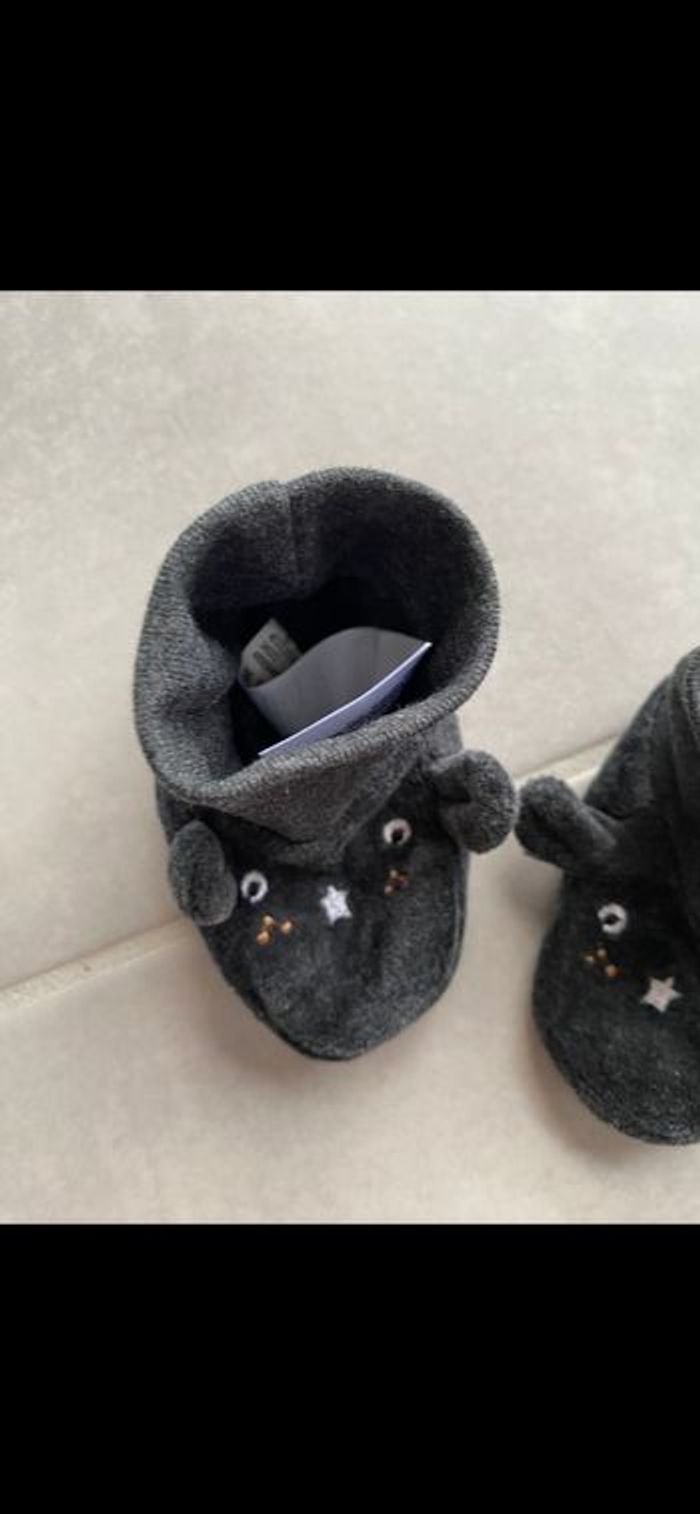 Chaussons bébé 3-9 mois Neuf - photo numéro 6