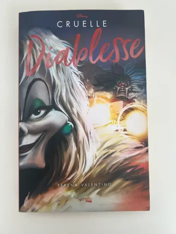 Livre de Serana Valentino - Cruelle diablesse - Disney