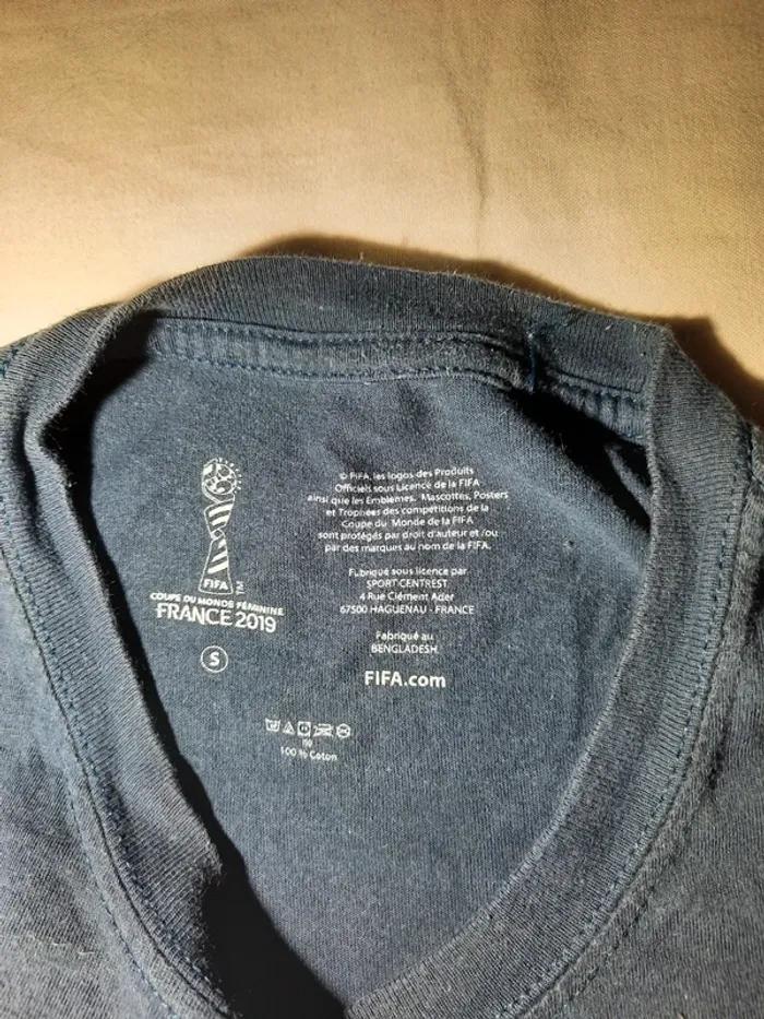 T-shirt vintage fifa 2019 - photo numéro 5