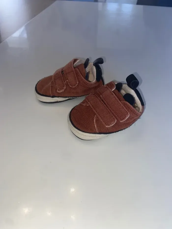 Chaussure bébé - photo numéro 3