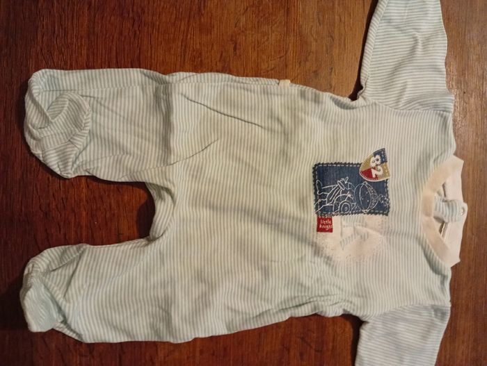 Lot de 3 pyjamas taille 3 mois - photo numéro 2