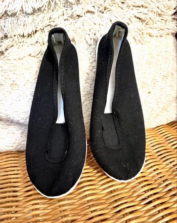 🍃 Chaussures de gym noires – Domyos – Taille 29 – Très bon état