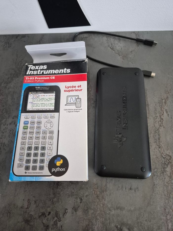 Calculatrice lycee texas instrument TI 83