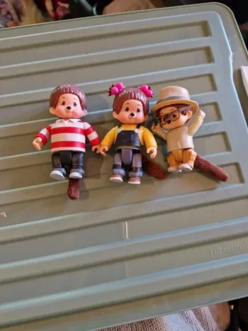 Lot de 3 figurines kiki