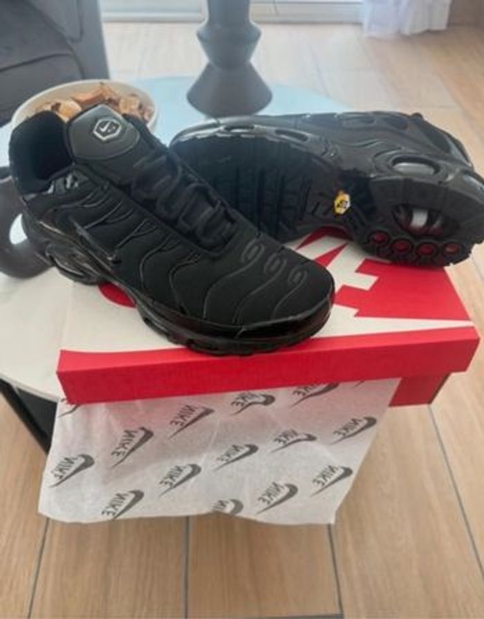 Basket Nike, Air, Max plus  Tn noir - photo numéro 5