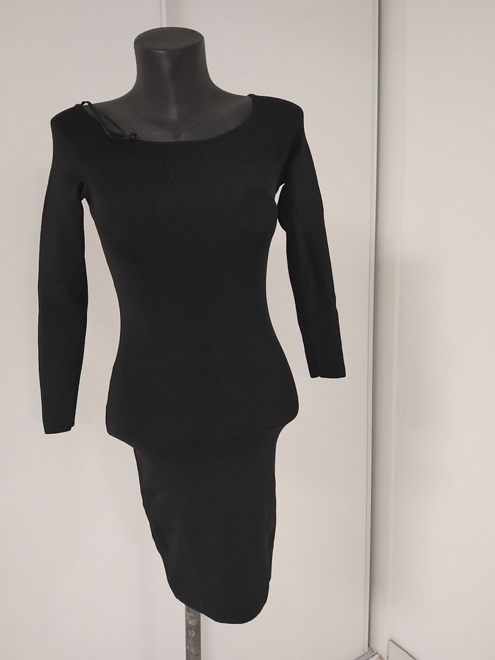 Robes femme taille S comme neuf prix 5euros  la robes - photo numéro 5