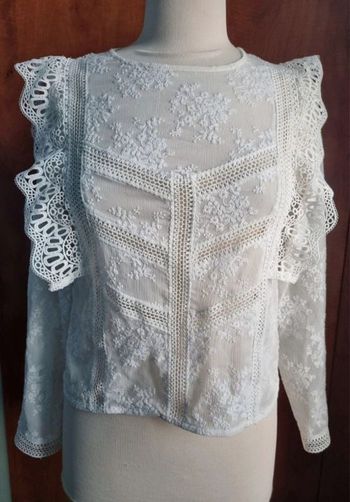 Blouse manches longues avec effet dentelle