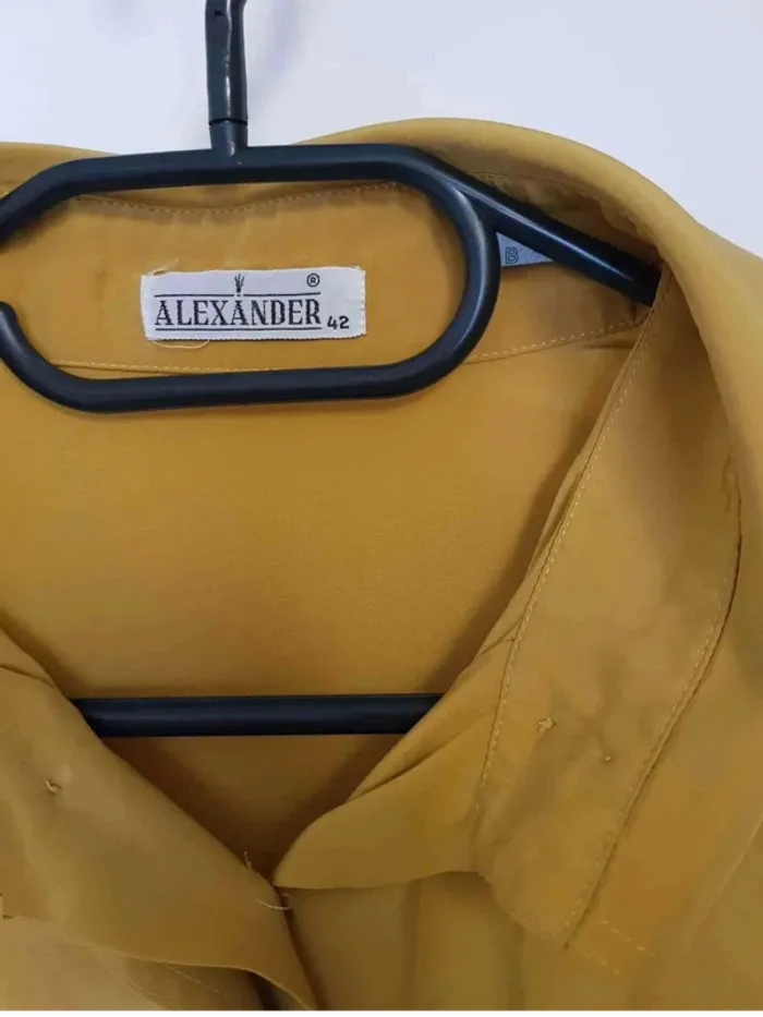 Chemise satiné taille 42 - photo numéro 3