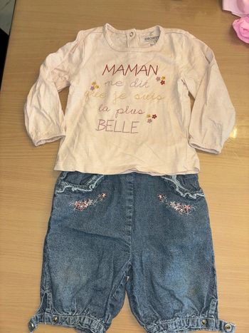 Ensemble haut manches longues et pantalon jean taille 18 mois