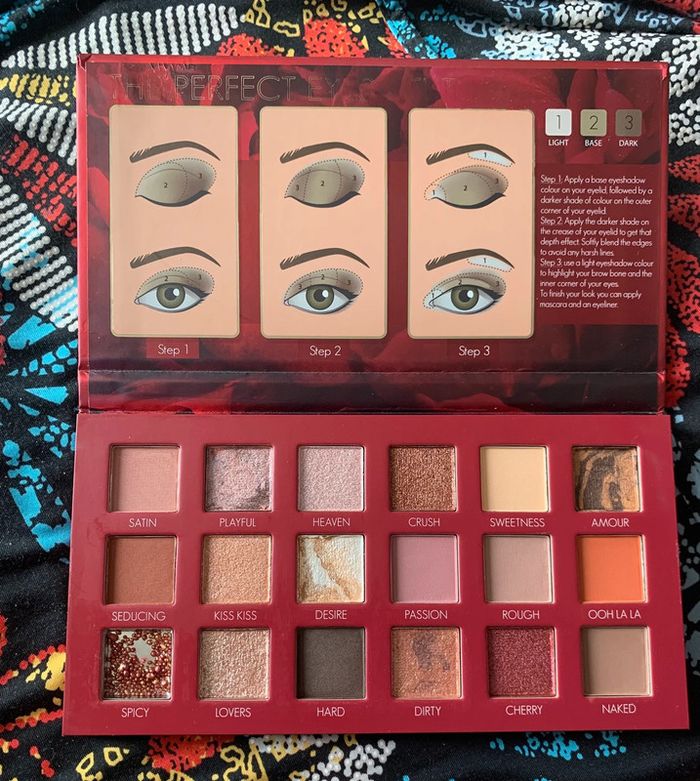 Palette de maquillage - photo numéro 2