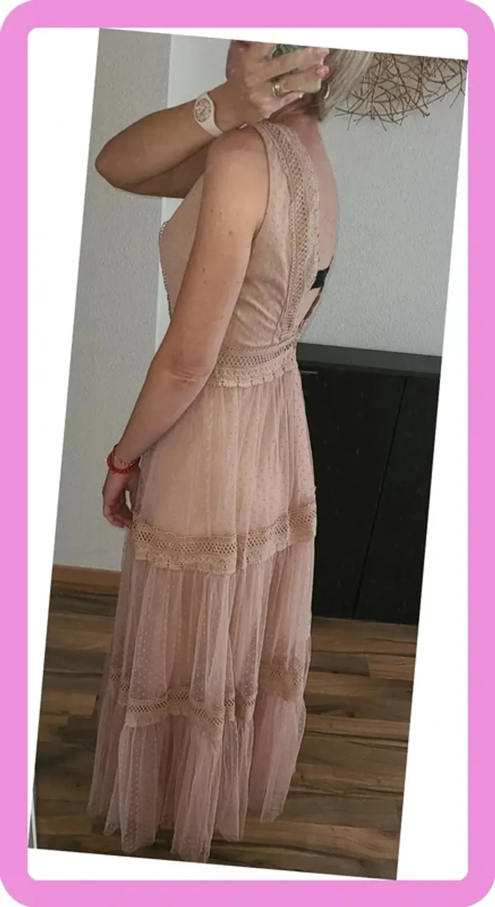 Robe longue en tulle plumetis 🌸 Taille S (36/38) - Neuve avec étiquette - photo numéro 5