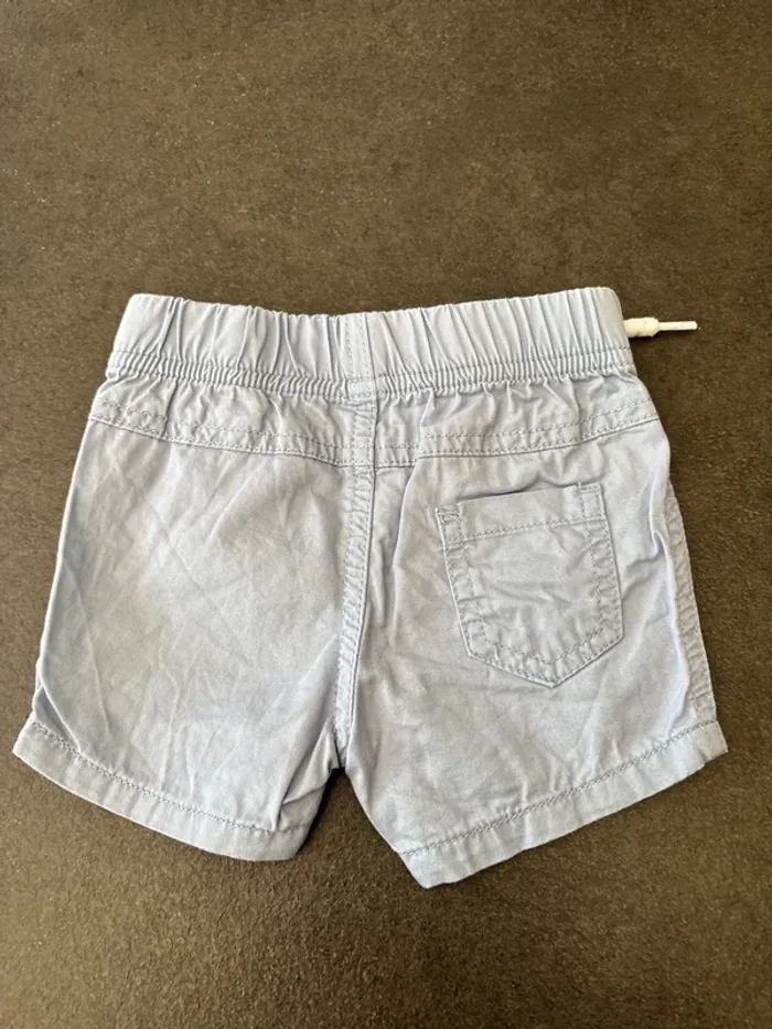 Ensemble short / tee-shirt - photo numéro 5