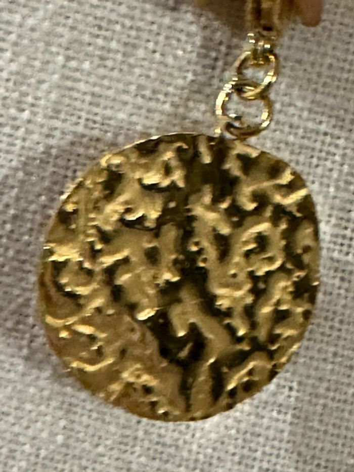 Collier perles blanches turquoises or acier inoxydable or médaille xl œil marque habaha Paris - photo numéro 7