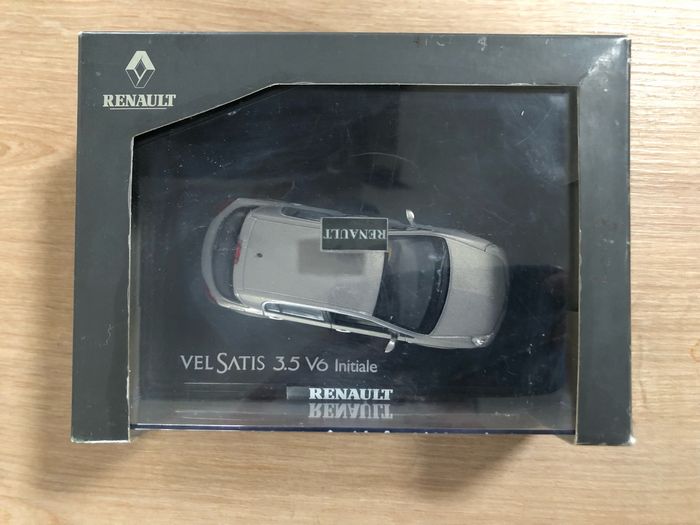 Miniature Norev Renault Vel Satis 3,5 V6 - photo numéro 3