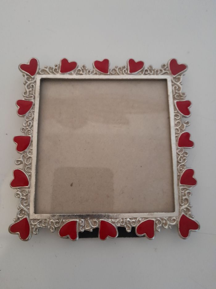 Cadre photo en métal cœur rouge