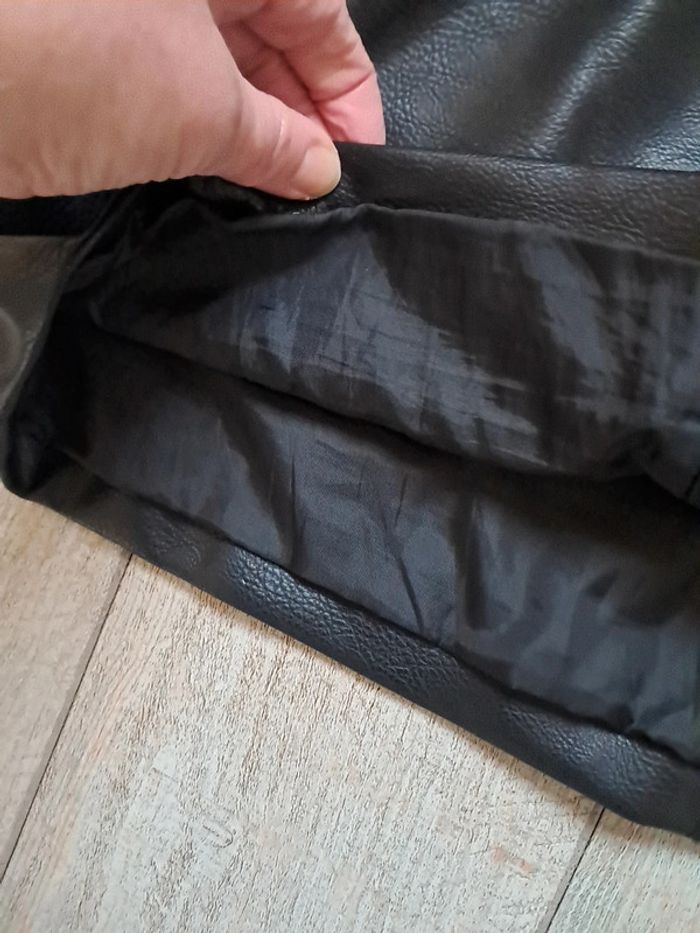 Mini jupe effet cuir - photo numéro 4