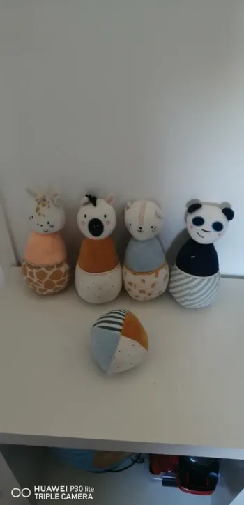 Jeux de bowling en peluche